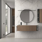 Deka aluminium-framed decagonal mirror  - Ideagroup