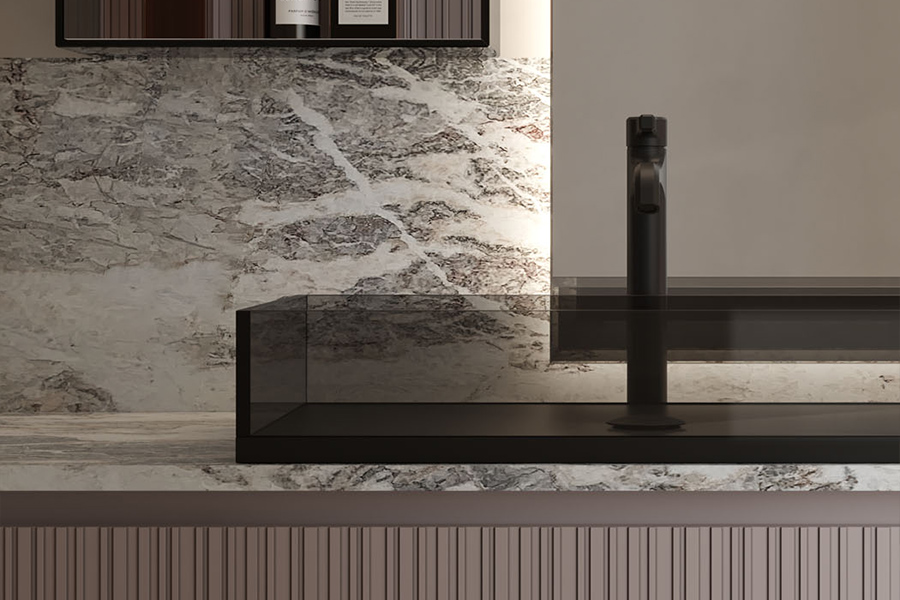 Light washbasin: it’s all about transparency