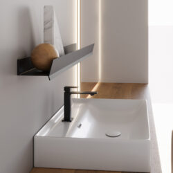 Touch ceramic countertop washbasin  - Ideagroup