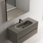 Step mirror with integrated top light  - Ideagroup
