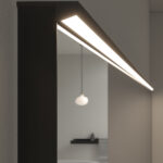Step mirror with integrated top light  - Ideagroup